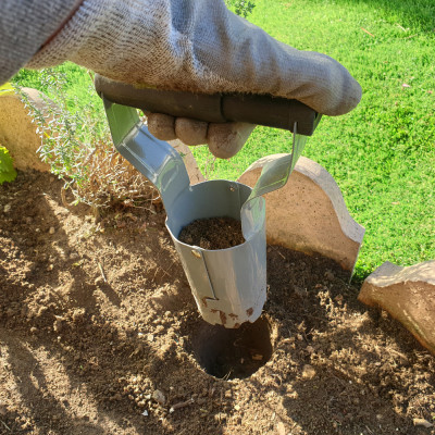 MERMIER Plantoir à bulbe automatique