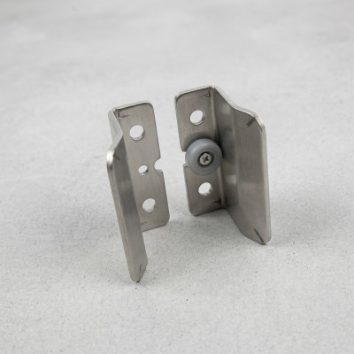 U de réception en inox pour portail coulissant.