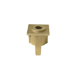 PORTAC Embout percé à pattes 40x40 pour tubes épaisseur 2